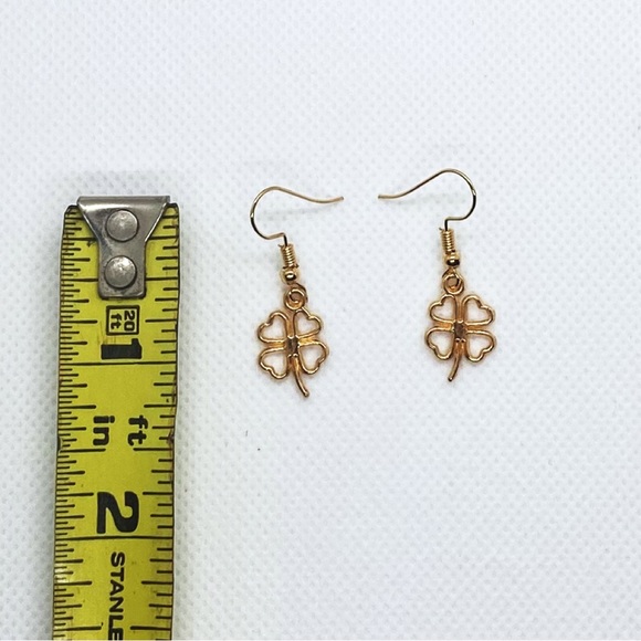 Earrings Clover Shamrock Lucky Irish St. Patrick’s Day 4 Leaf Clover Gold Tone - Picture 3 of 4